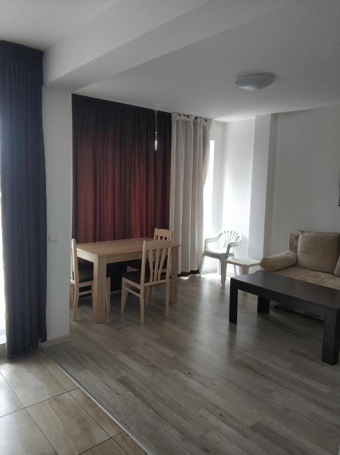 בורגאס Zoleks Apartment מראה חיצוני תמונה