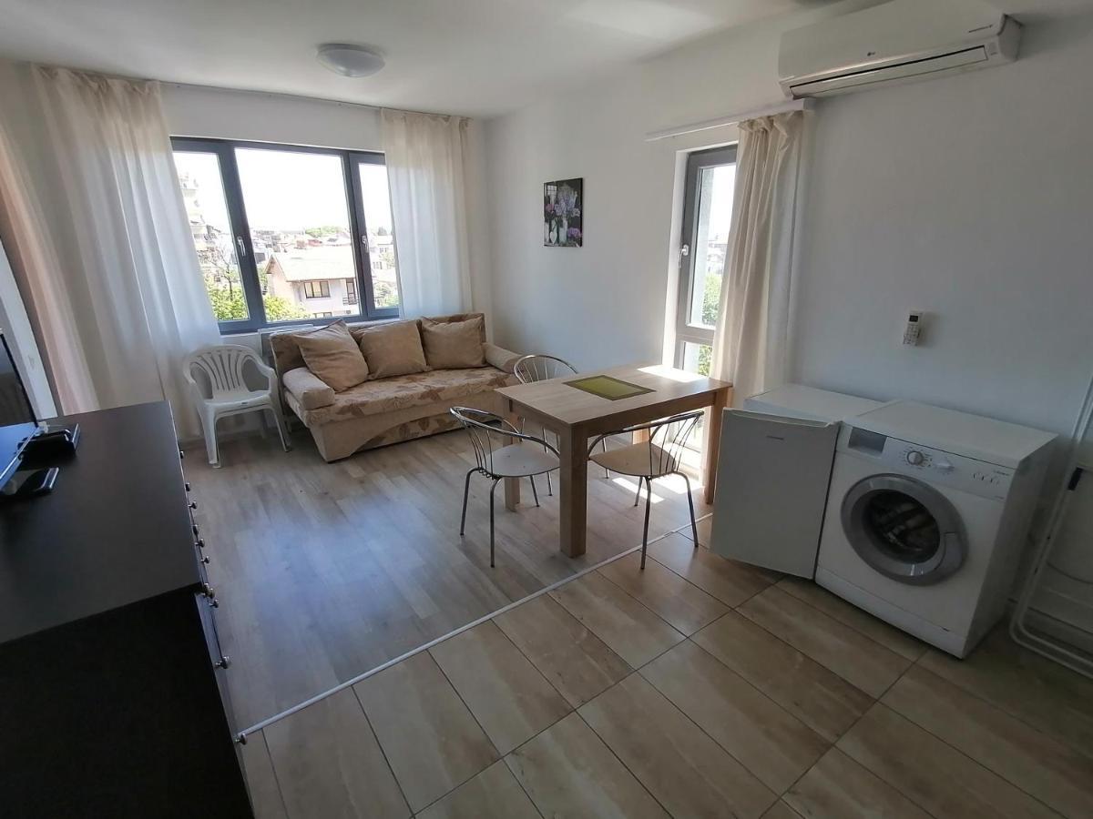בורגאס Zoleks Apartment מראה חיצוני תמונה