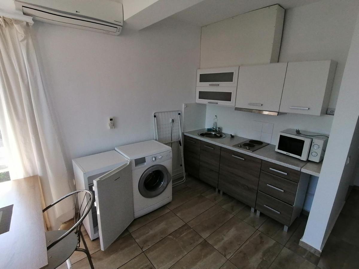 בורגאס Zoleks Apartment מראה חיצוני תמונה