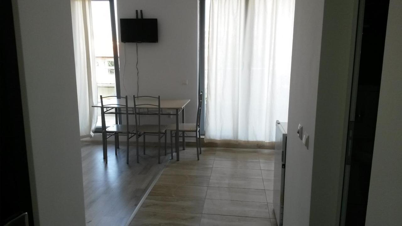 בורגאס Zoleks Apartment מראה חיצוני תמונה